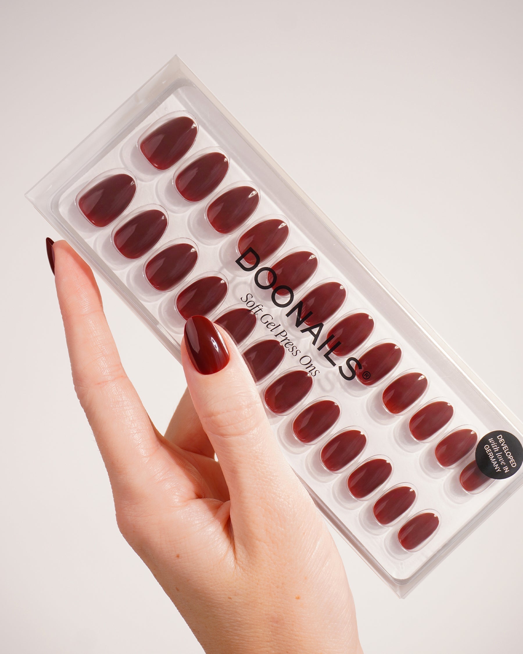 Love Paris Short Round Soft Gel Press Ons - Doonails US