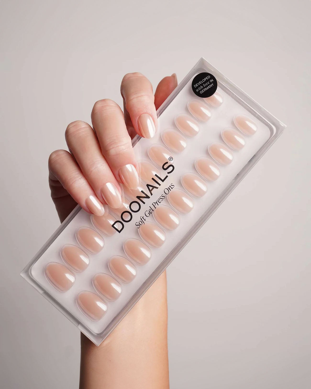 Prosecco Short Round Soft Gel Press Ons - Doonails US