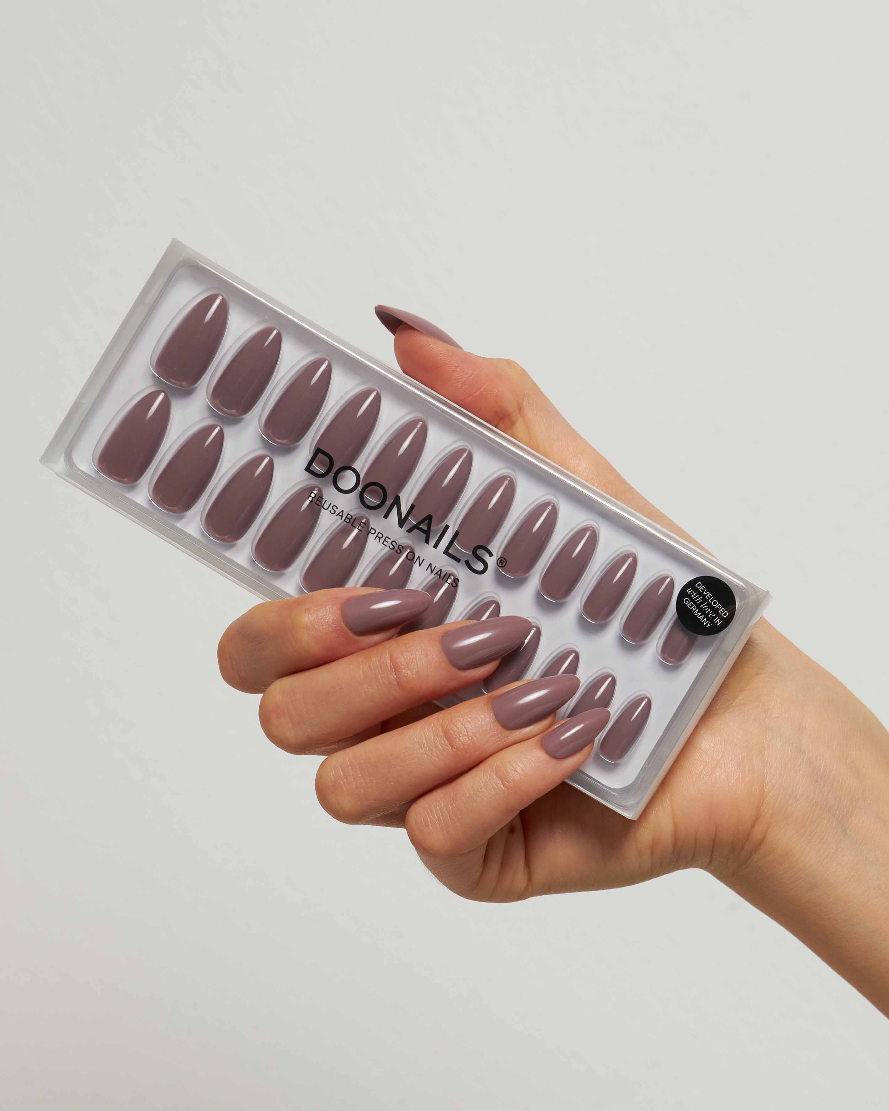 Silent Night Mauve Medium Almond Soft Gel Press Ons - Doonails US